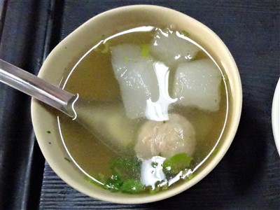 山河魯肉飯の大根スープ